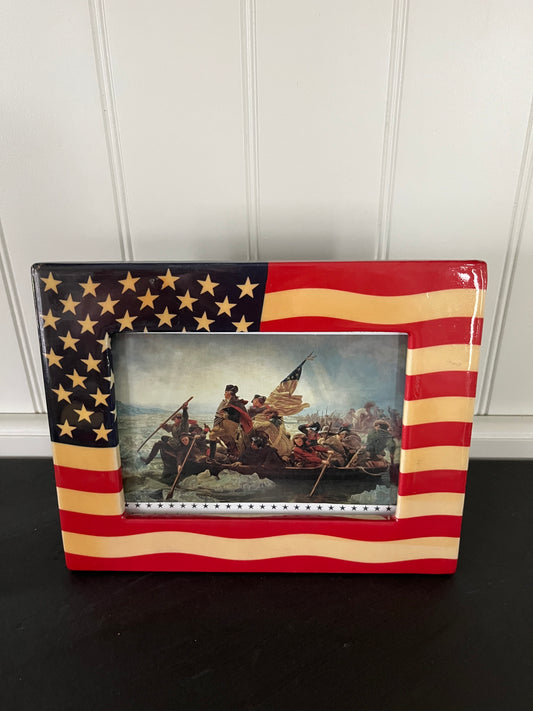 Vintage Ceramic Old Glory American Flag Picture Frame with Washington Crossing the Delaware Print – Patriotic Americana Decor