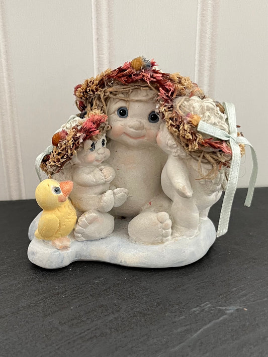 1991 Vintage DREAMSICLES A Kiss For Momma Cherub Angel with 2 Babies & Duckling Figure
