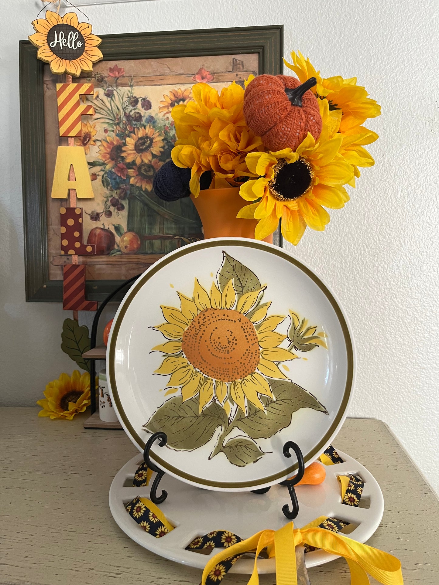 Vintage 1970s Ceramic Guild “Sun Shine” Sunflower Dinner Plate – Esperanto Line –