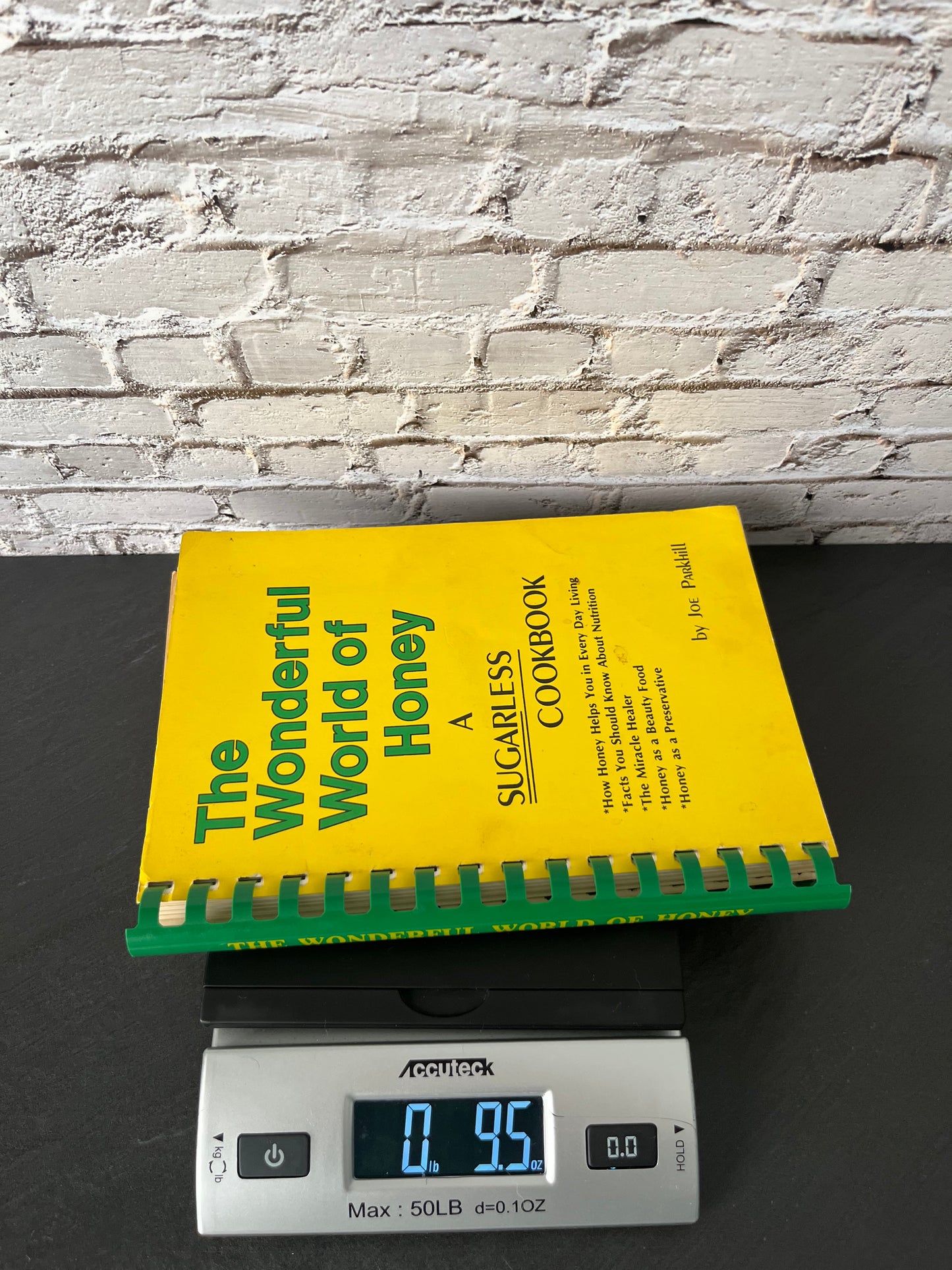 Vintage 1977 “The Wonderful World of Honey” Sugarless Cookbook by Joe Parkhill – Spiral Bound Honey Recipe Book