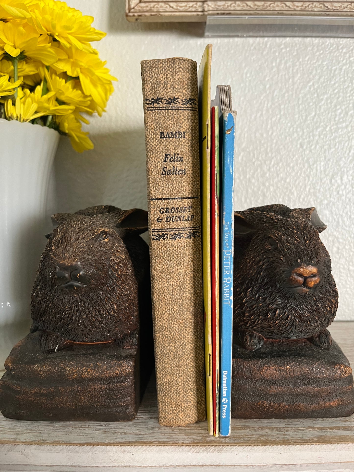 1990’s Heavy Cast Stained Bronze style Copper Tone Resin Vintage Bunny Rabbit Bookends - Mid Century Woodland Brown Bunny Rabbits Bookends