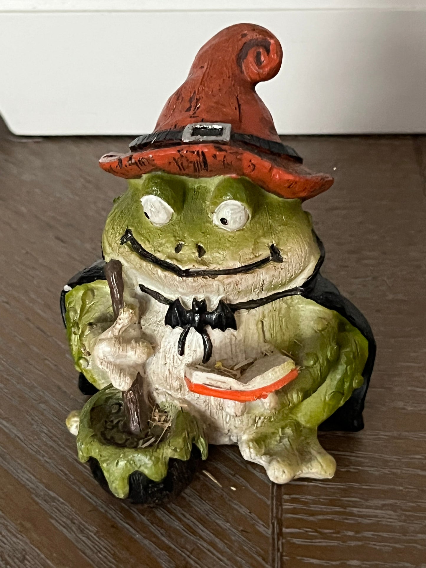 Retro circa 2010 Small Ashland Halloween Frog Witch Figurines Pair | Witch & Wizard Toads with Cauldron & Broom, Curated Shelf & Trinket Display Décor