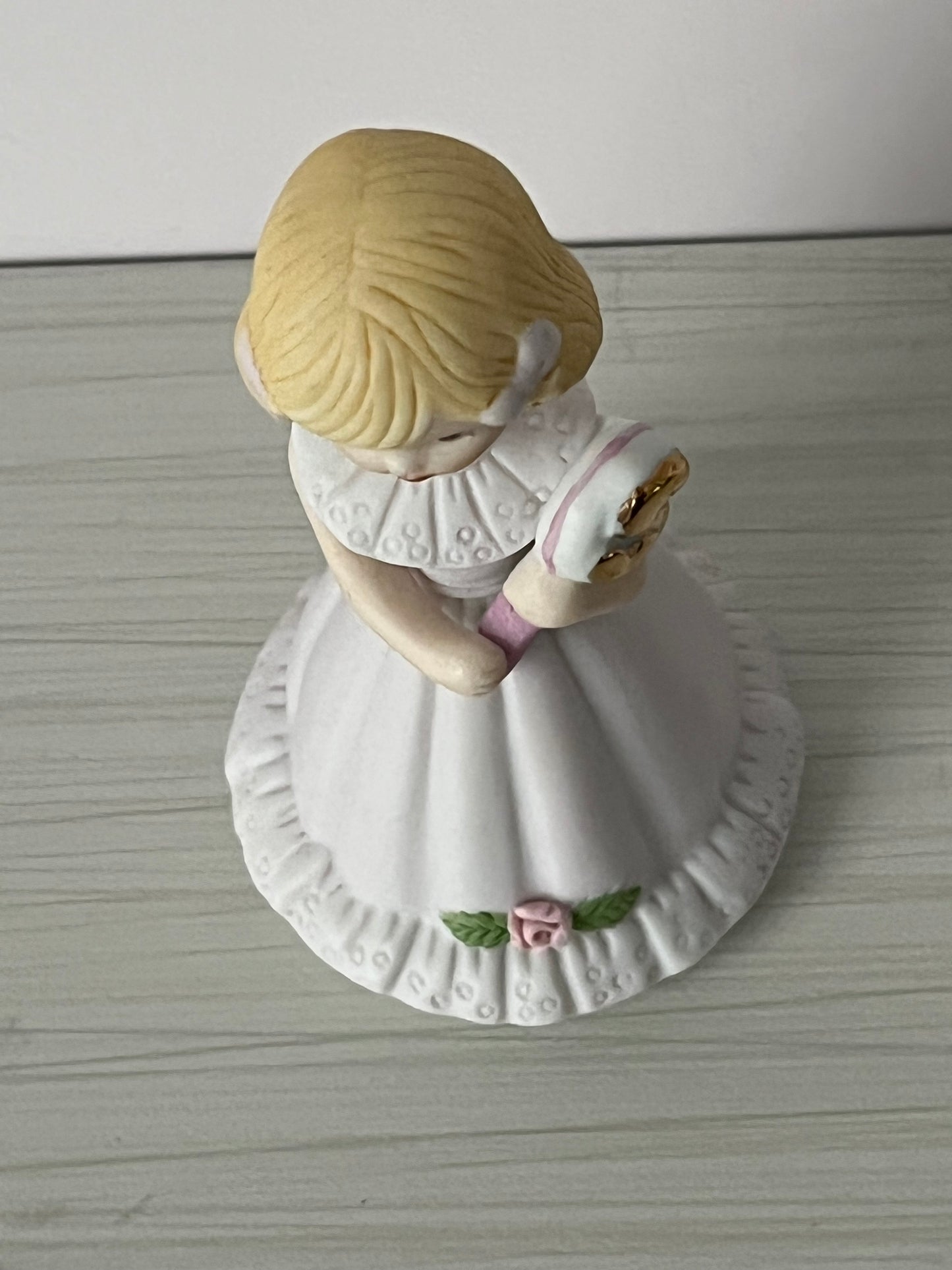 Vintage 1980s Enesco “Growing Up Girls” 5th Birthday Blonde Figurine – Porcelain Girl with Gold Number 5