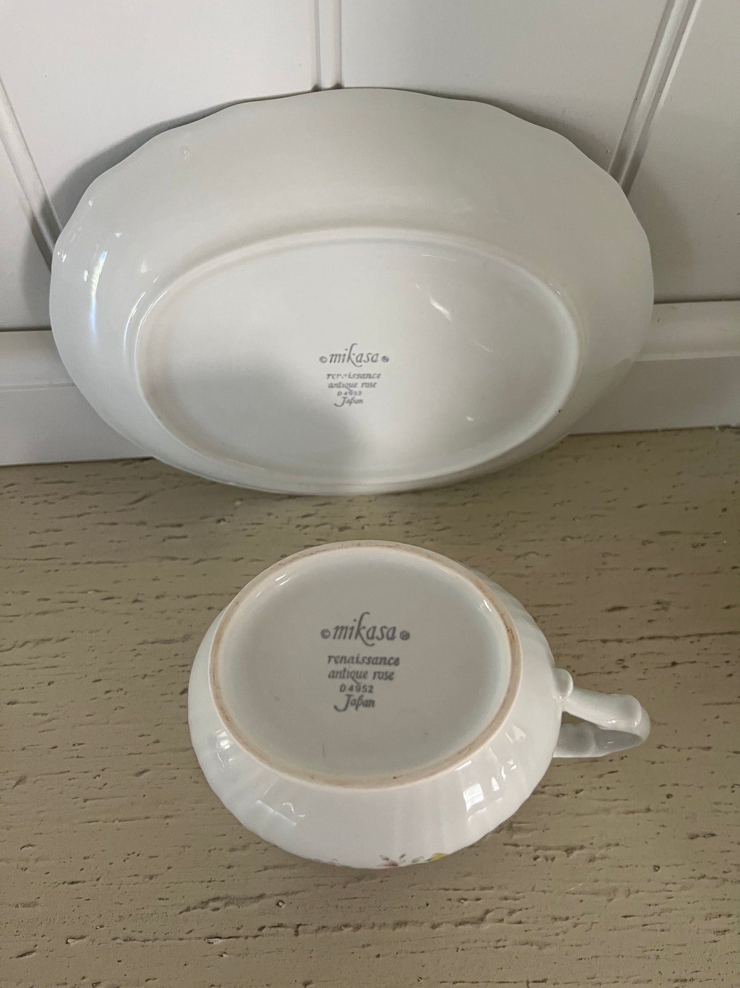 Vintage c 1980’s Mikasa Renaissance Antique Rose Floral Creamer & Underplate Set Japan