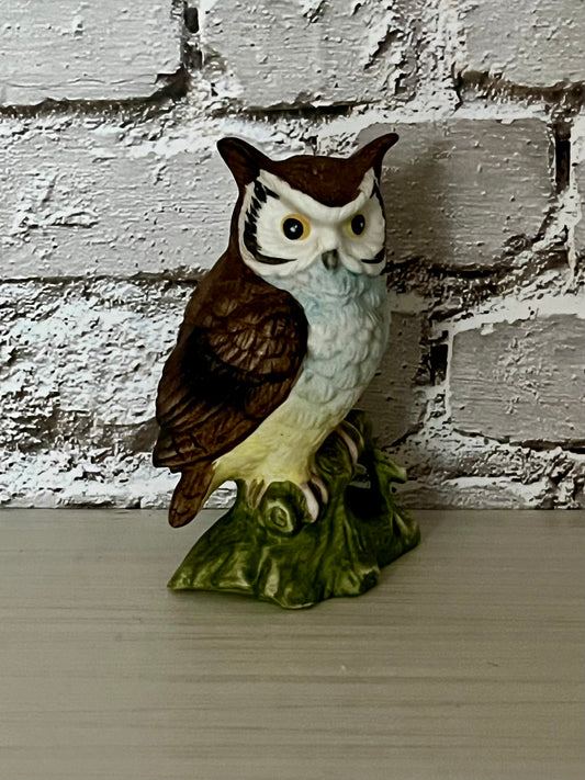 Retro Lefton-Owl Figurine on Branch – Hand-Painted Ceramic (c. 1970s–1980s)