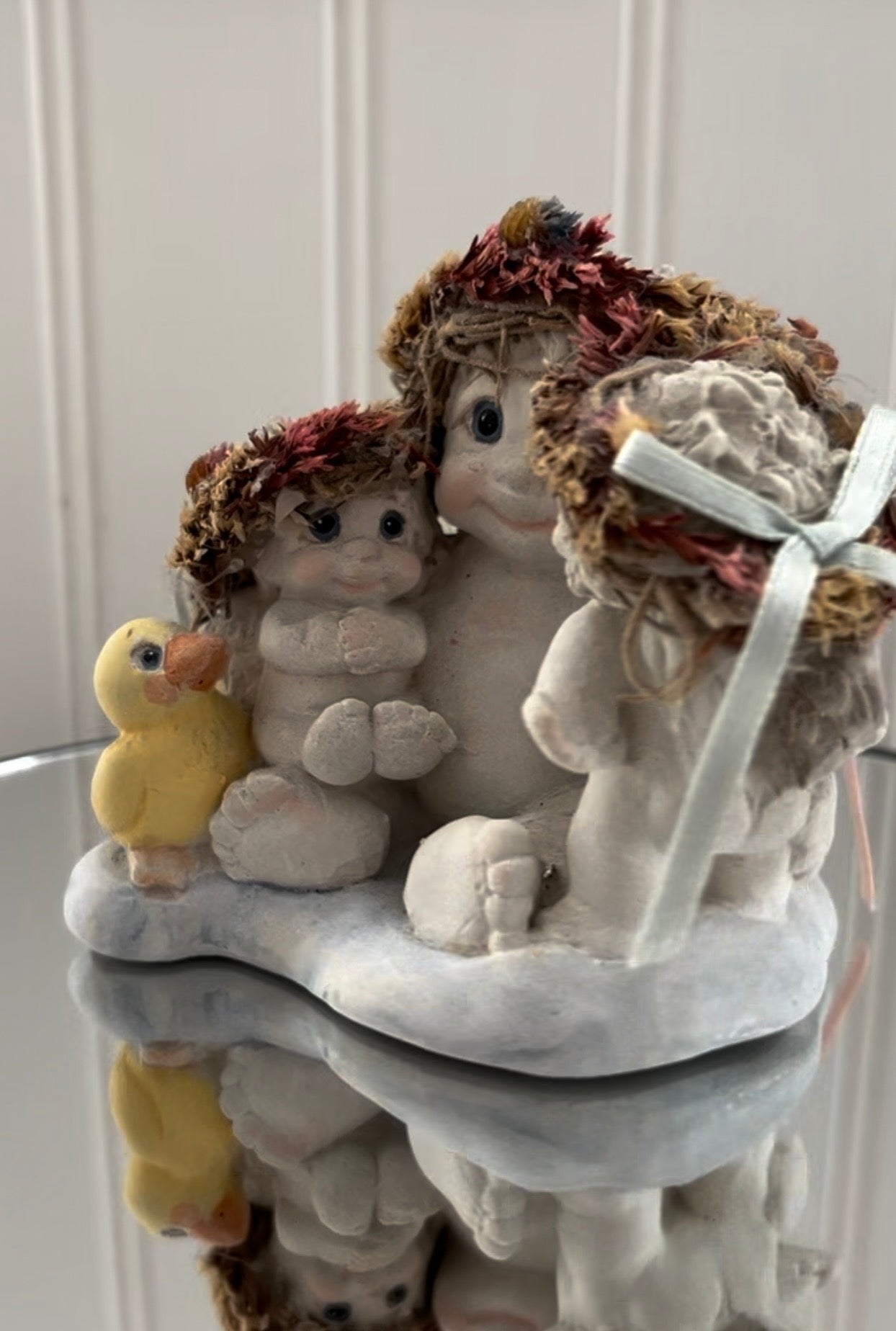 1991 Vintage DREAMSICLES A Kiss For Momma Cherub Angel with 2 Babies & Duckling Figure