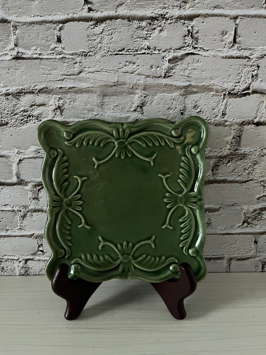 Vintage 1970s California Pottery Green Embossed Square Trivet – Classic Ceramics “California Originals” – 6” Decorative Tile Trivet
