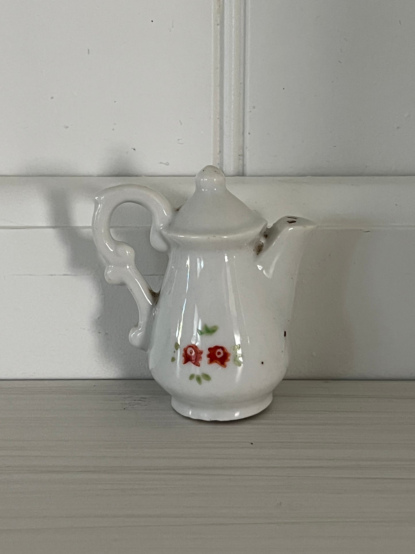 Vintage Japan Mini Teapot Salt & Pepper Shakers | White Floral S&P | Retro Kitchen Decor