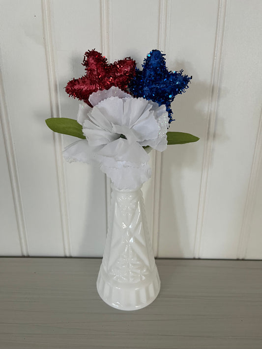 Vintage Mid-Century Anchor Hocking Stars & Bars White Milk Glass Flower Bud Vase - Cut Starburst Pattern With Scalloped Top 5" Tall