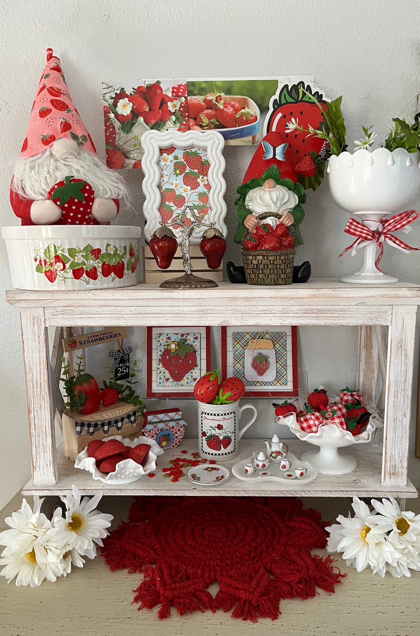 VIntage 1970s Fenton White Milk Glass Ruffle Edge Hobnail Small Bowl