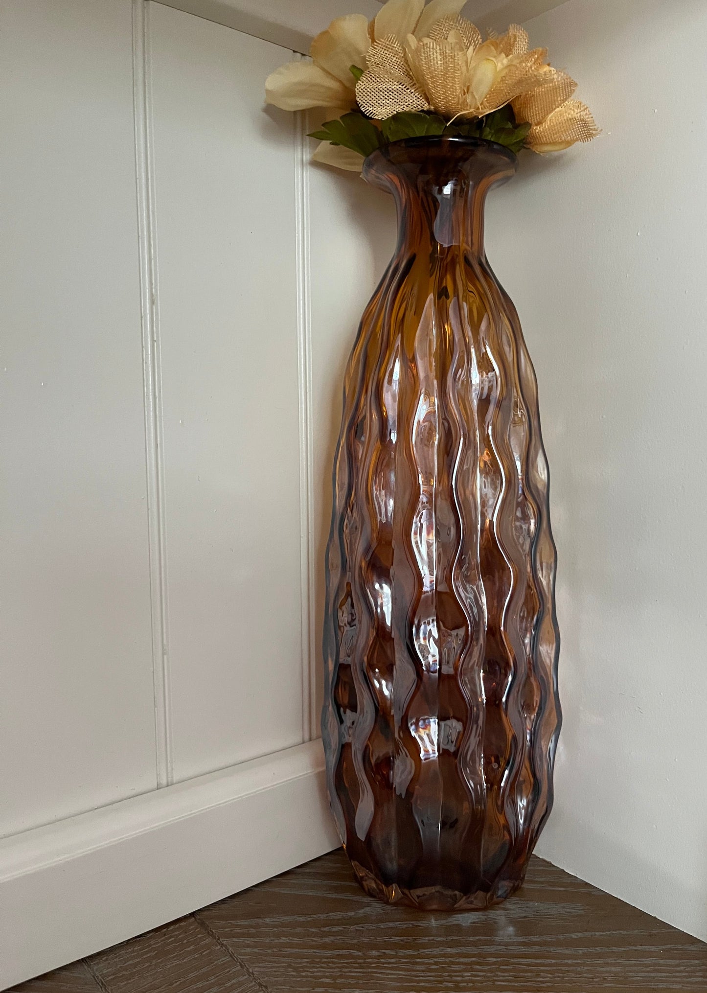 Vintage 1970s Amber Brown Swirl Art Glass Vase – Wavy Flame Design, Speakeasy Chic