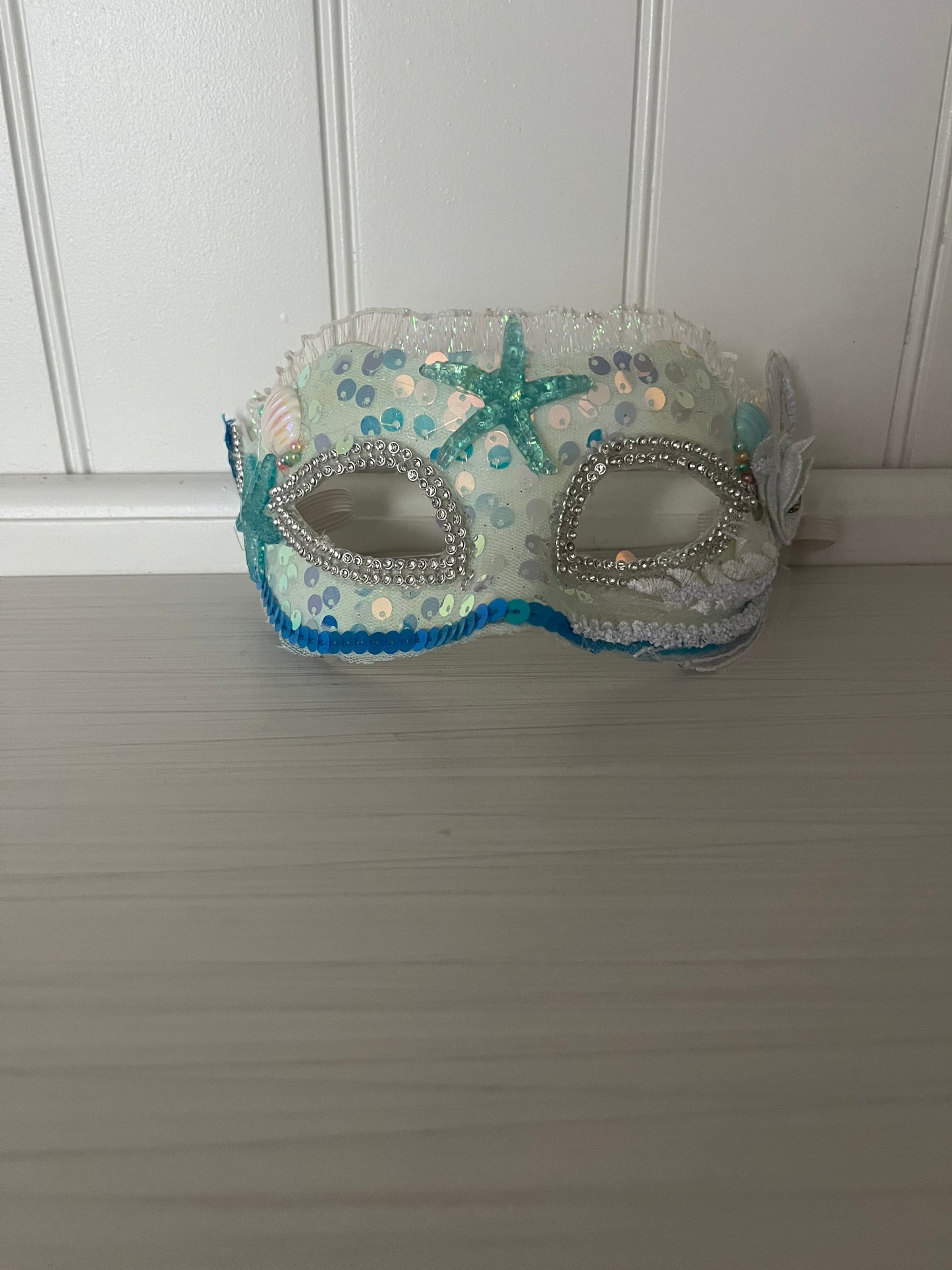 Under the Sea Sequin Masquerade Mask – Mermaid Shell & Starfish Theme (2010s)