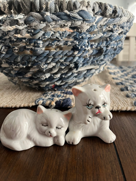 1950s Vintage Japan White Ceramic Cat Salt & Pepper Shakers – Sleeping & Sassy Kitty Pair
