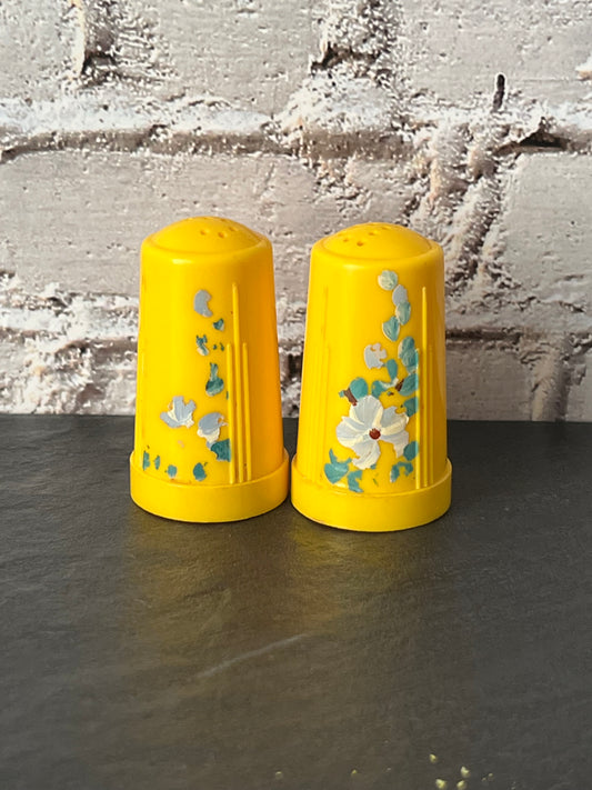 Vintage Modglin’s Yellow Plastic Salt and Pepper Shakers Floral Retro Kitchen Decor 1950s 1960s