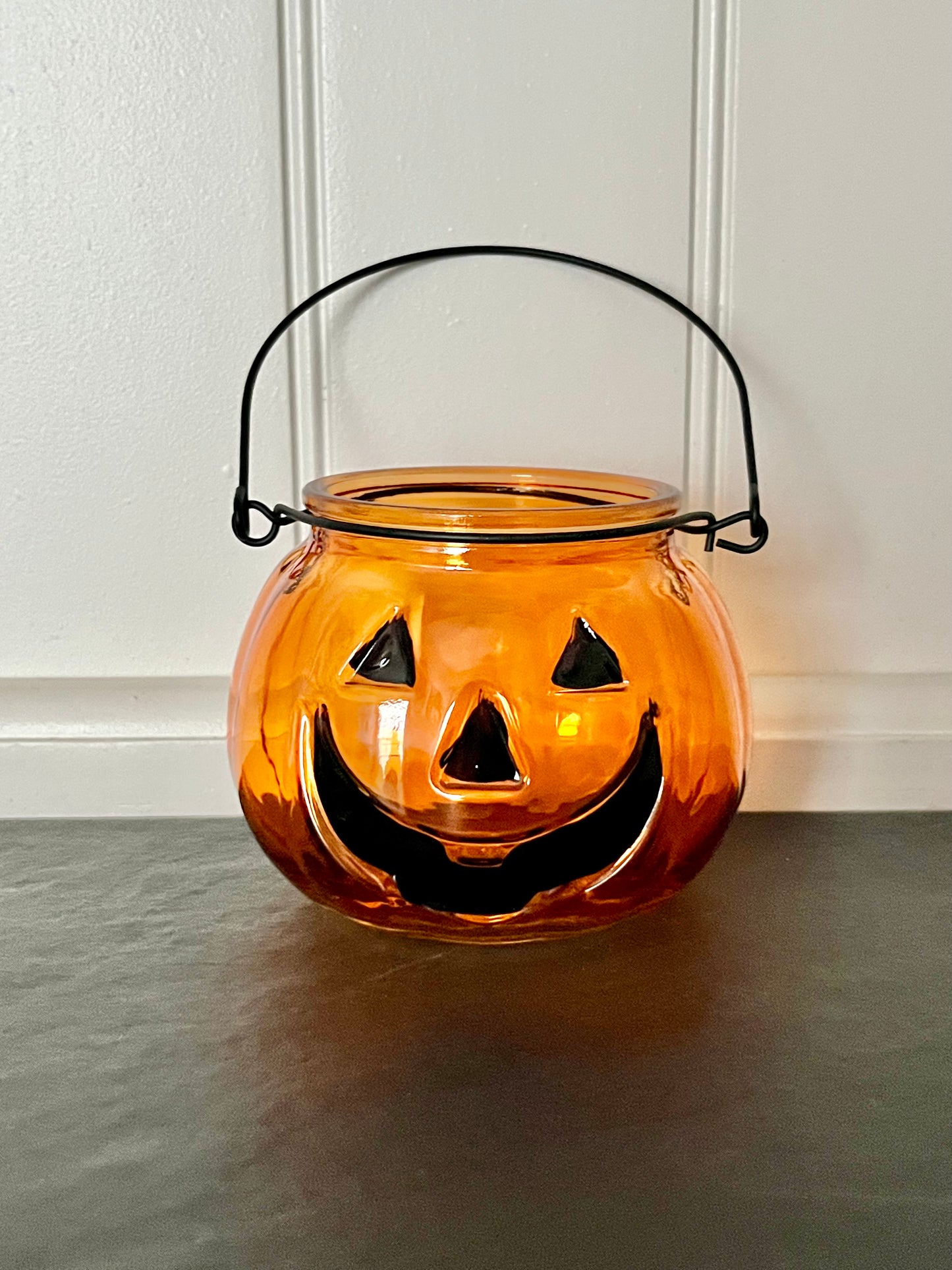 Amber Glass Jack-O’-Lantern Candle Holder | Small Halloween Pumpkin Pail, Curated Shelf & Trinket Display Décor