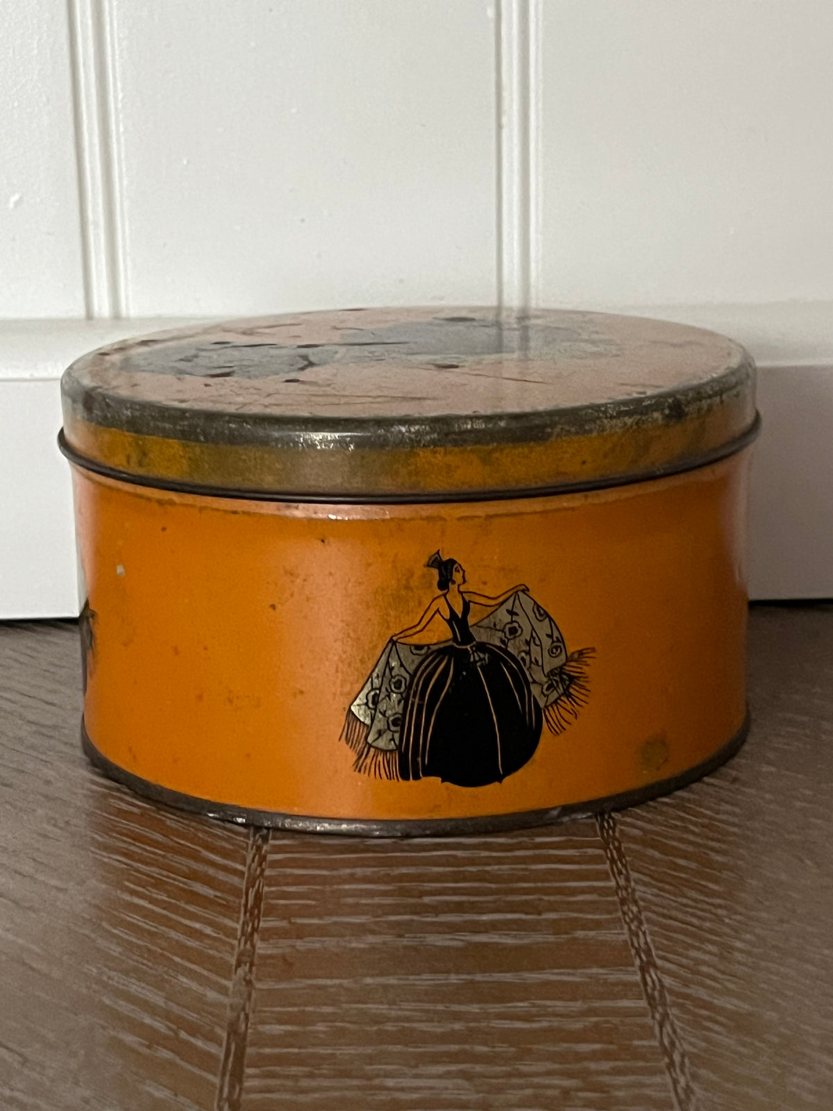 Antique 1920’s Stuart Perfumer Prima Donna Bath Dusting Powder Tin | Art Deco Vanity Advertising