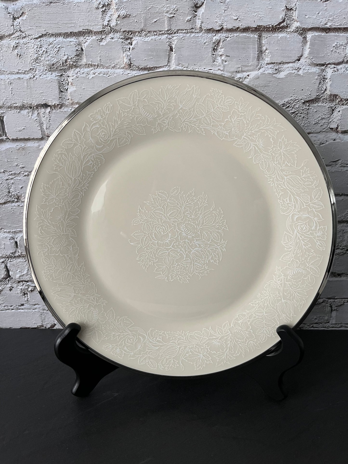 Vintage 1970’s Lenox “Cenova Valera” 10” Dinner Plate – Ivory China with Platinum Rim & White Floral Etching – Mid-Century American Fine China