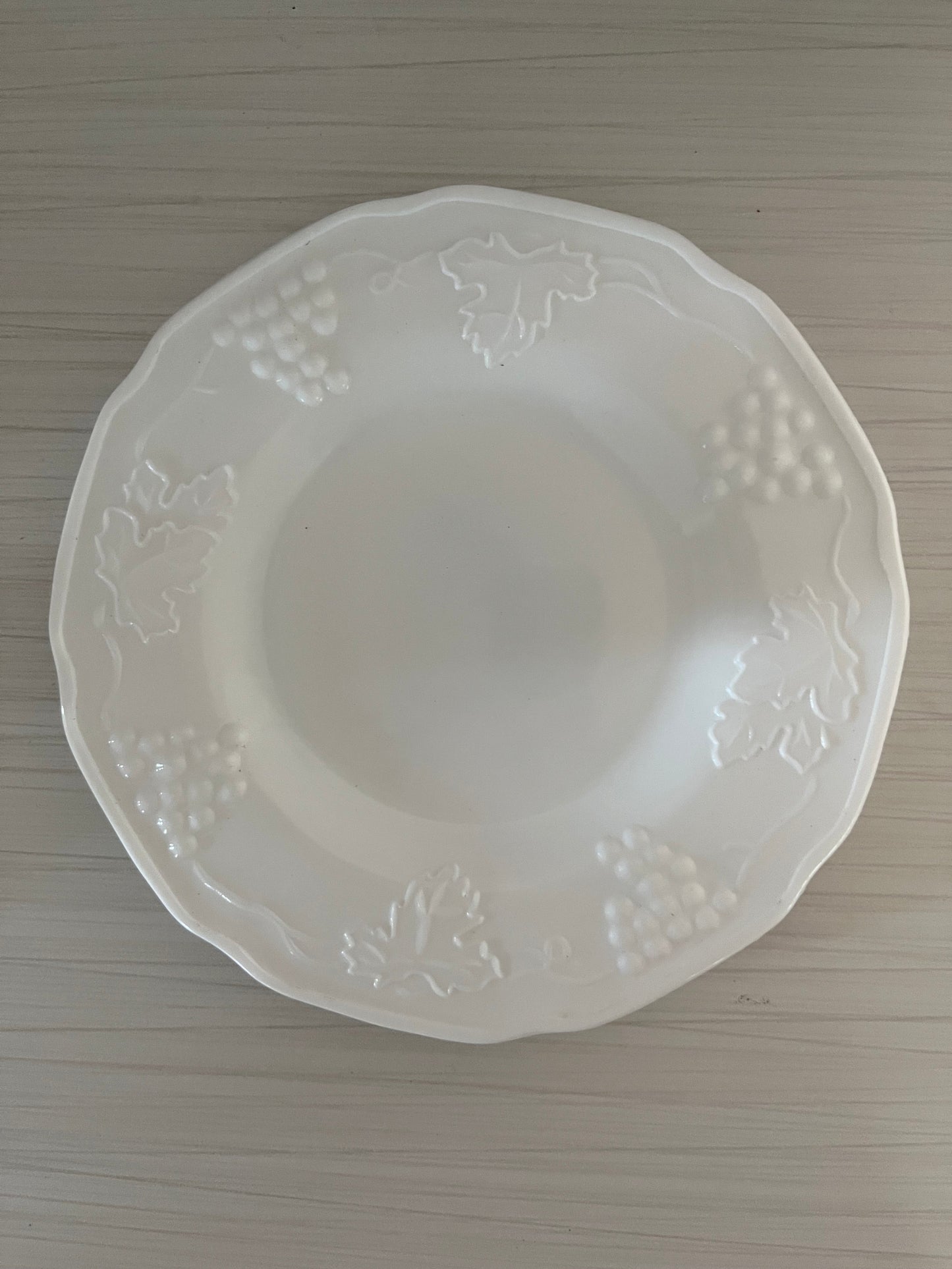 Vintage Indiana Glass “Harvest” Milk Glass Sherbet & Dessert Dish —2 Sets — Grapes & Leaves Pattern (1950s–1980s)