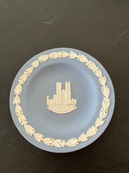 Vintage Blue and White Wedgwood Jasperware 4" Dish Plate with Westminster Abbey Motif Neoclassical Style