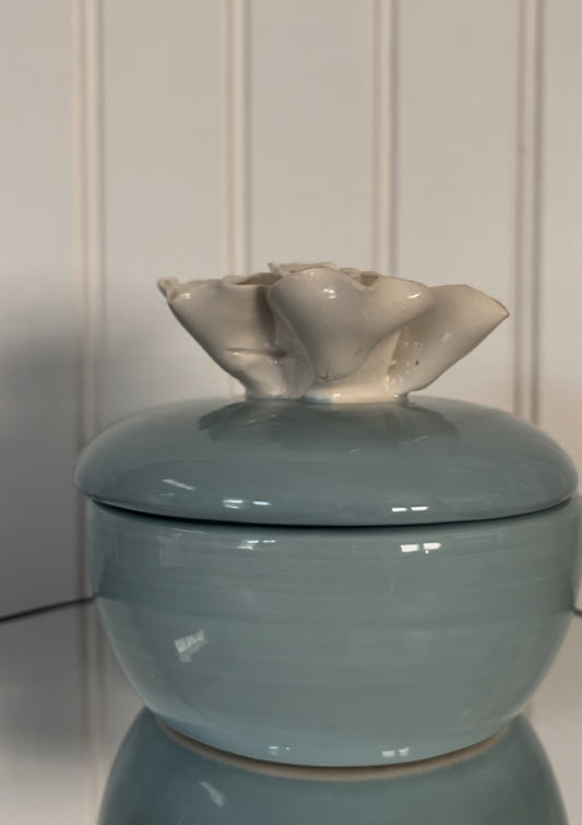 Vintage Charm Blue Ceramic Trinket Dish with Sculpted White Flower Lid