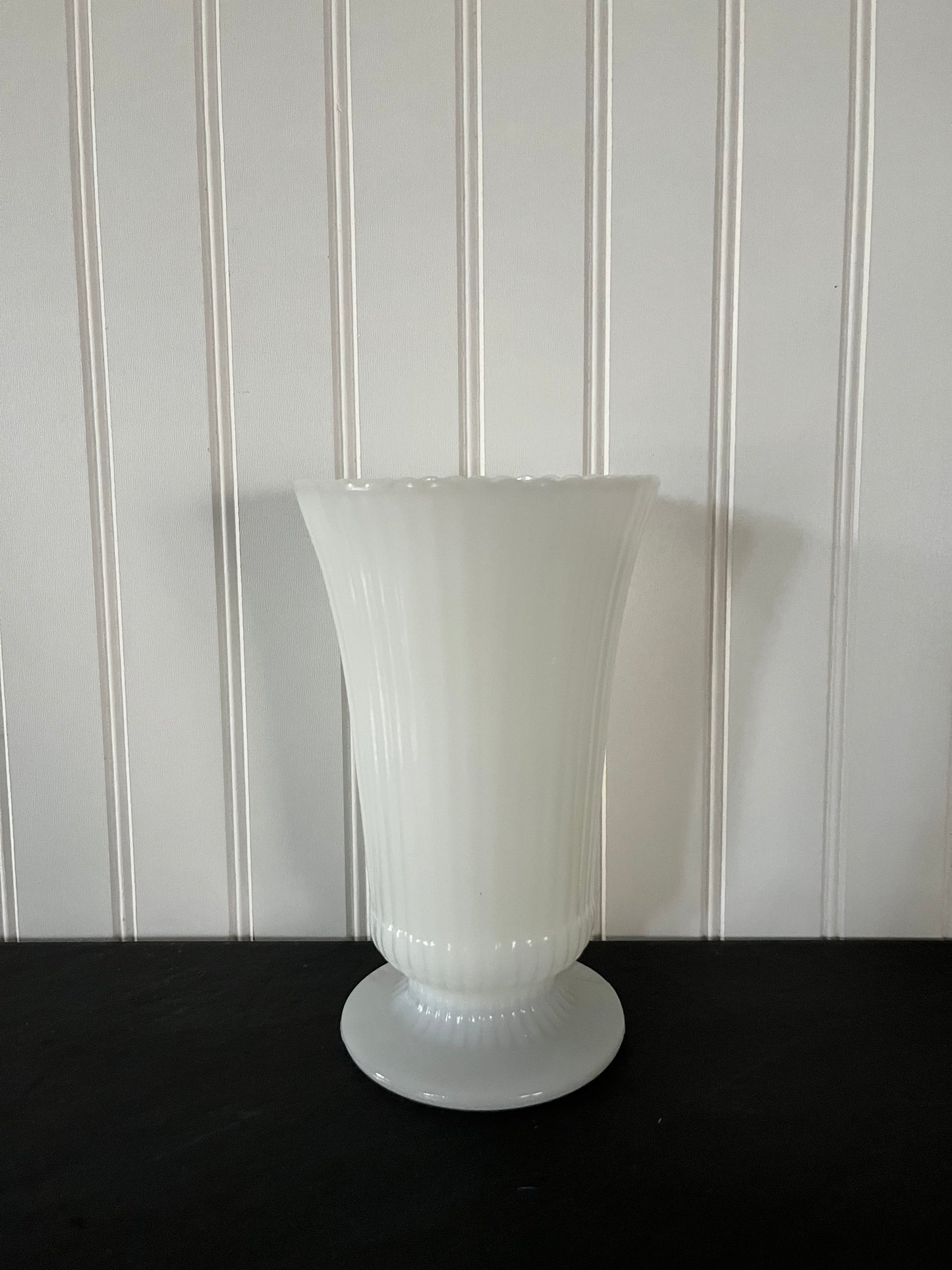 E.O. Brody Milk Glass Rippled Flower Pedestal Vase - Vintage Elegance for Your Home