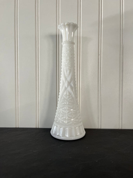 Vintage Mid-Century Anchor Hocking Stars and Bars White Milk Glass Flower Bud Vase - Cut Starburst Pattern With Scalloped Top 9"Tall