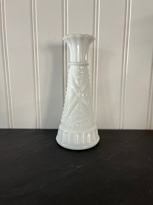Vintage Mid-Century Anchor Hocking Stars & Bars White Milk Glass Flower Bud Vase - Cut Starburst Pattern With Scalloped Top 5" Tall