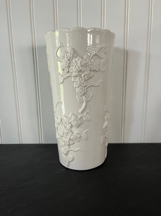 Vintage Rose Vine Embossed White Ceramic Scalloped Top Vase - 9.5" Height - 4.5" Diameter - Classic Elegance