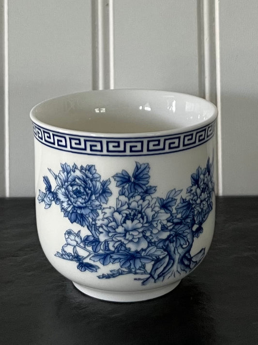 Grandmillennial Style Vintage Blue and White Eastern Asian Sake Tea Cup - Floral Peonies Qinghua Design - 2.5" High
