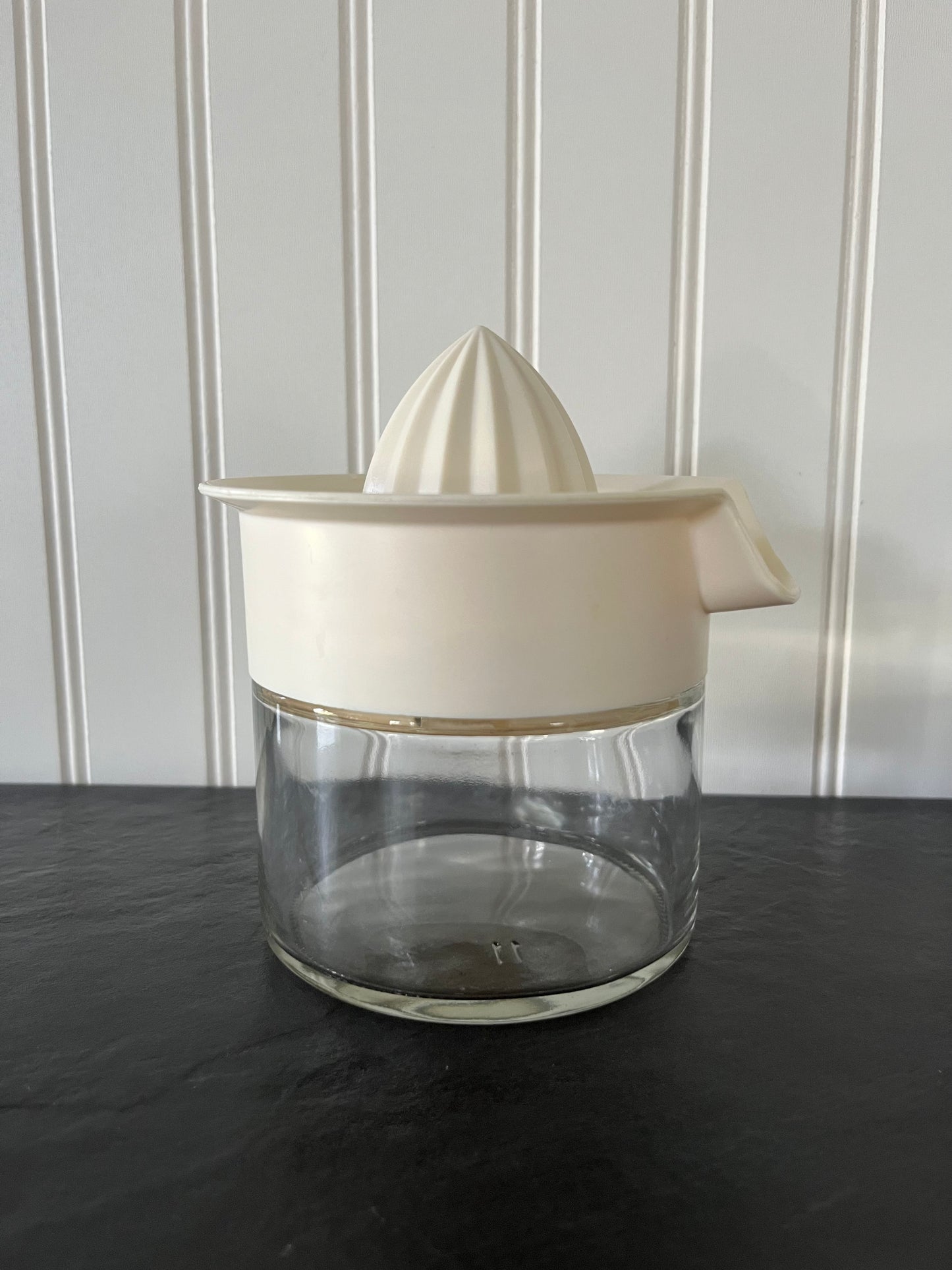 Vintage Gemco Neutral Almond Color Citrus Juicer Squeezer - Clear Glass Bowl