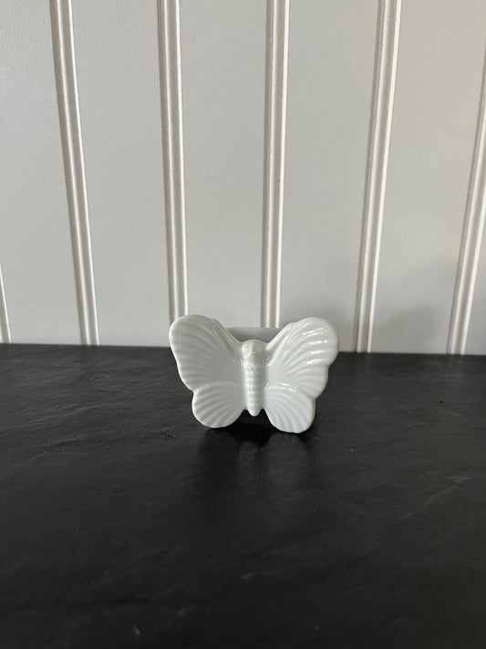 Vintage White Porcelain Butterfly Napkin Ring Holder - Fitz & Floyd Charming Home Decor Collectible