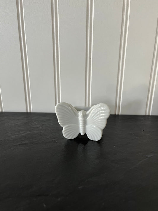 Vintage White Porcelain Butterfly Napkin Ring Holder - Fitz & Floyd Charming Home Decor Collectible